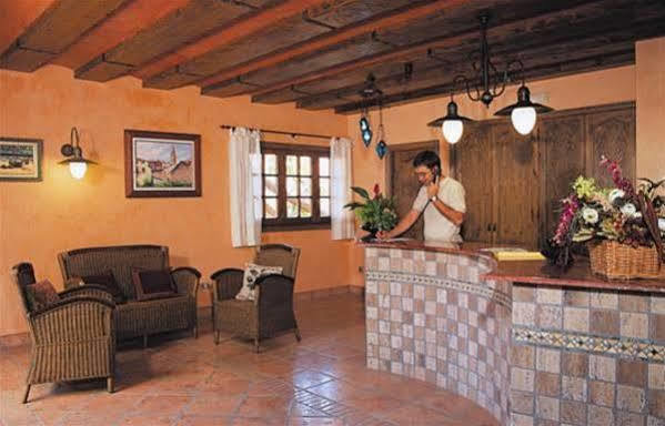 Hotel Restaurante La Masieta Creixell Luaran gambar