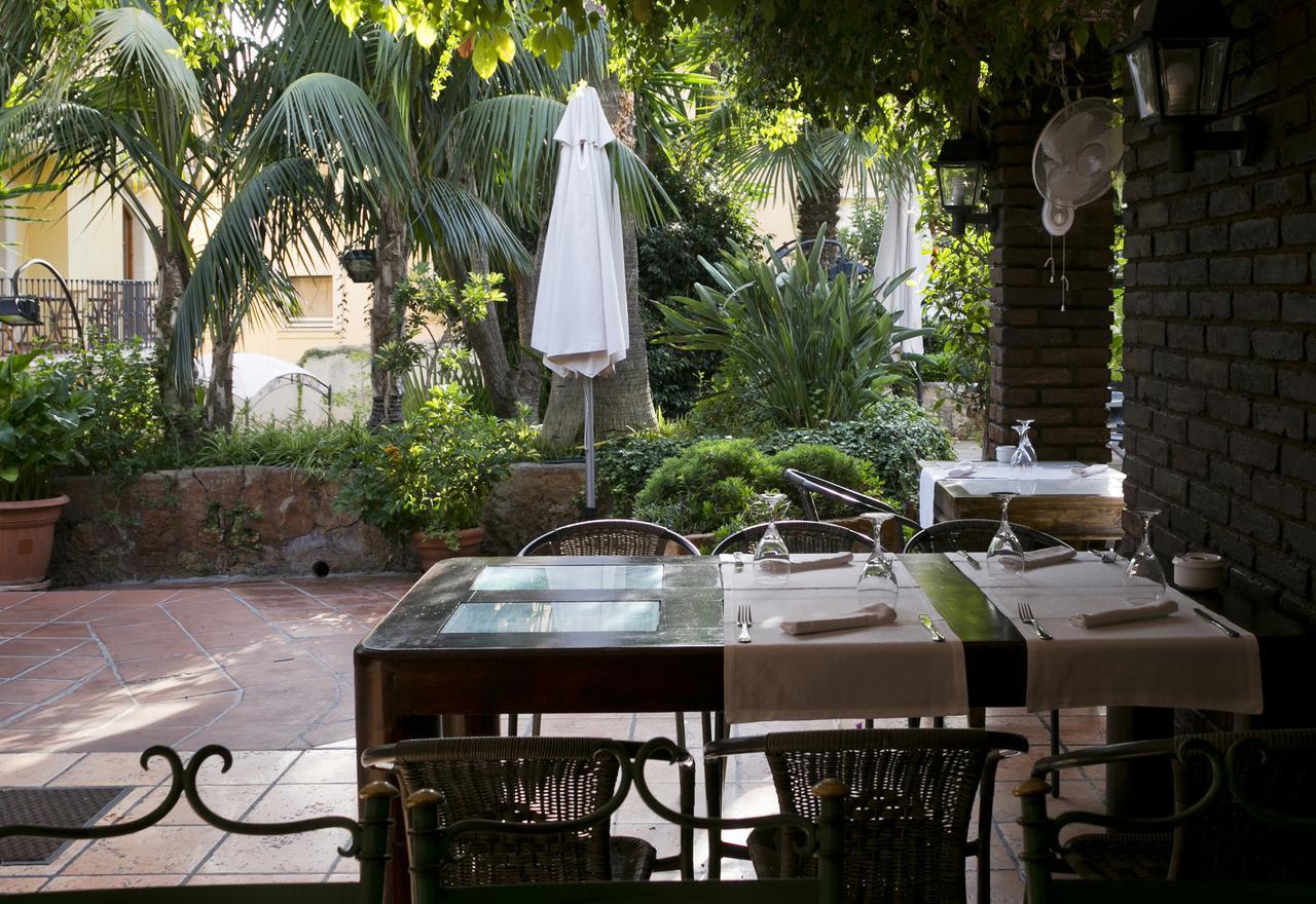 Hotel Restaurante La Masieta Creixell Luaran gambar